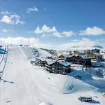 Kikut Alpin In - Out يالو